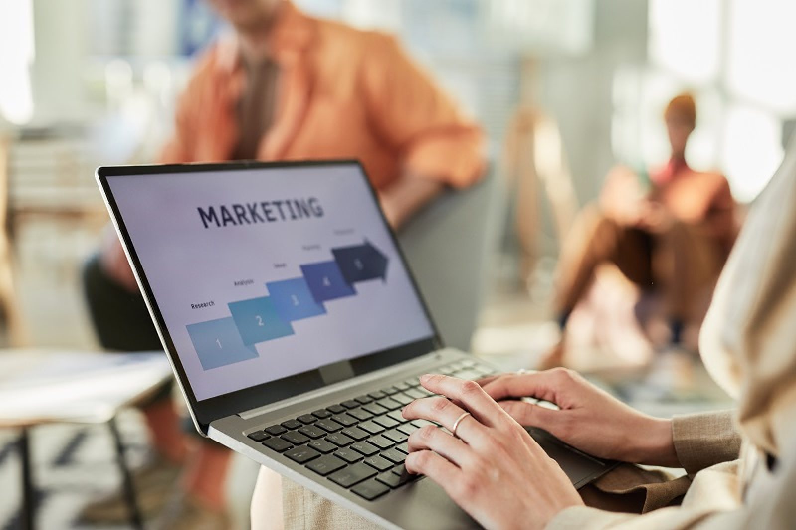 What to Know Before Hiring a Digital Marketing Agency
